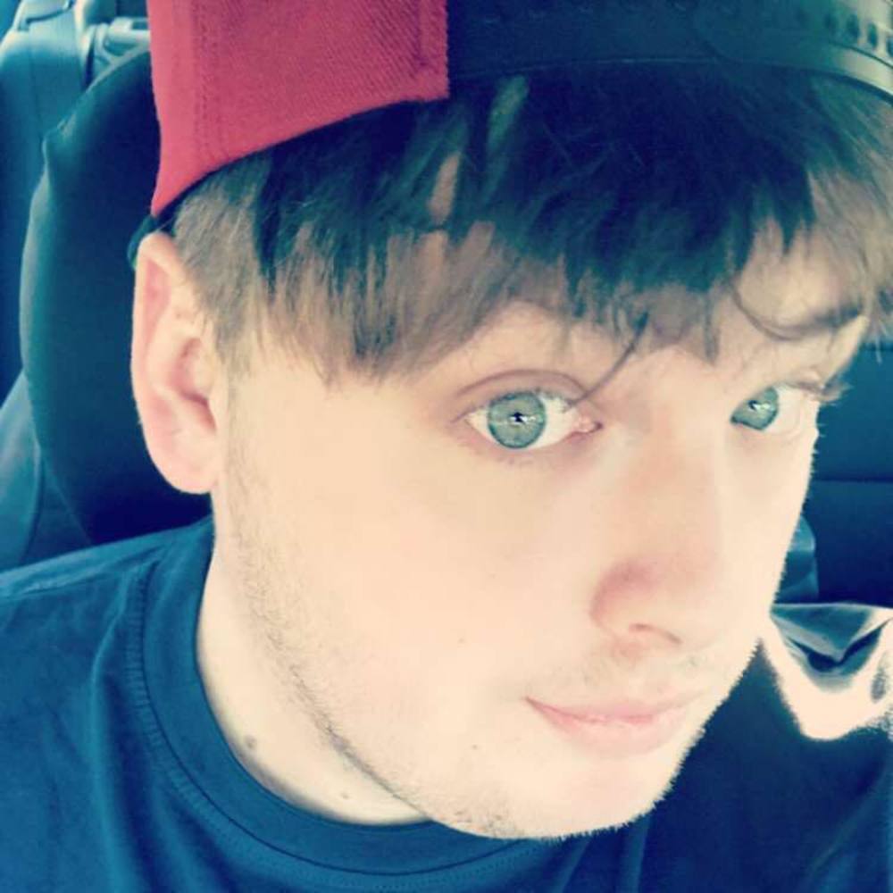 Meet your Posher, Brad